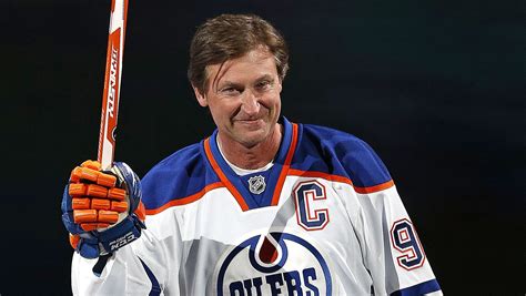 wayne gretzky named partner vice chairman  oilers entertainment group