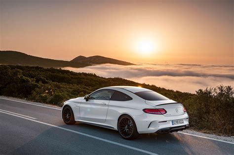 mercedes amg  coupe   debut ships ports