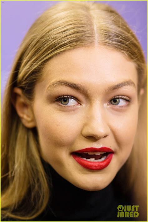 Gigi Hadid Flaunts Her Toned Abs At Fashion Event In Spain Photo