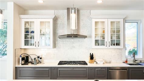 white grey kitchen concept
