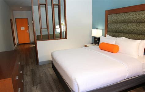 blvd hotel spa rooms  change