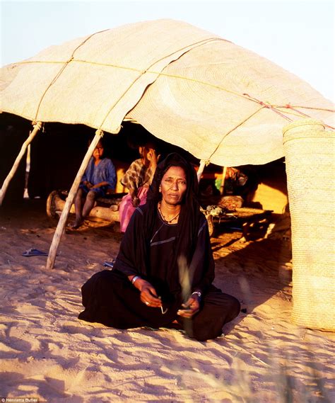 photographs of the islamic tuareg tribe where women embrace sexual