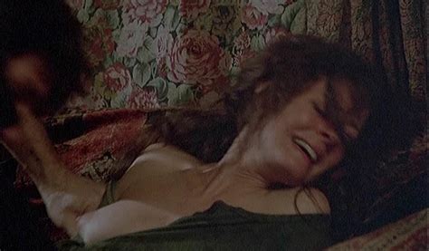susan sarandon nude boobs and nipples in king of the pt