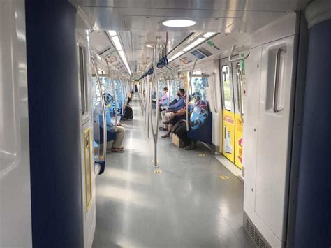 hyderabad metro rail witnesses big drop in number of passengers