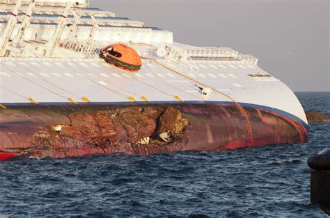 whats   costa concordia cruise ship disaster