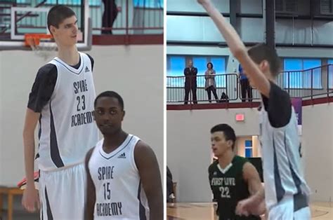 Giant Teen Basketball Player Destroys Tiny Opponents On
