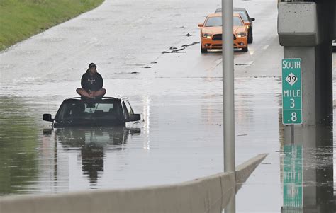 storm brings up to 4 25 inches of rain to southeastern michigan