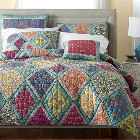 american style  cotton quilted handsewn bedspreads patchwork quilt