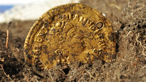 roman coin   sandby fort posthole  history blog