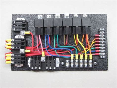 relay panel relays  sockets  switched fuse panel diagrama de instalacion electrica