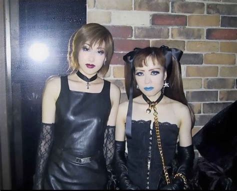 japanese gothic girls 20 pics