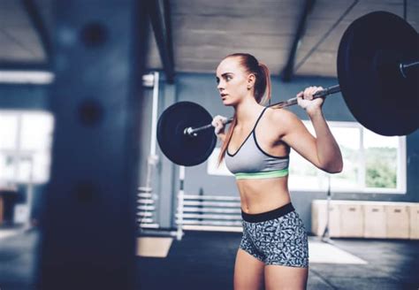 Tips For Women Who Are Beginners In The Weight Room Mindbodygreen