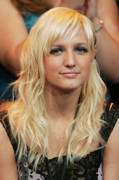 Poll Choose Ashlee Simpson S All Time Best And Worst Hairstyle