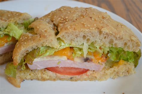 peggy  baking house sandwich  ham