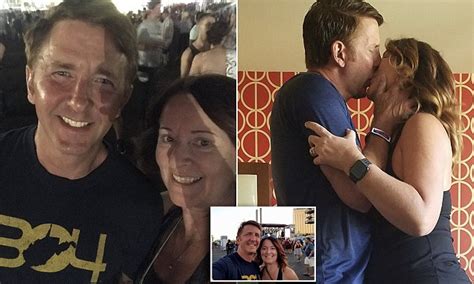 wife took selfie with husband before las vegas shooting daily mail online