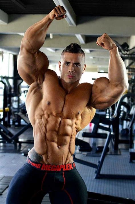 muscle morphs  hardtrainer muscle men julian tanaka big muscles