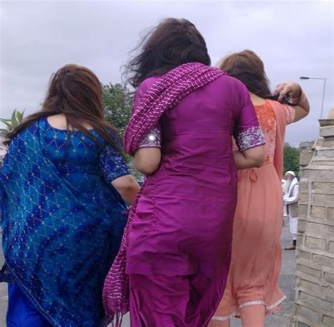 hot indian desi girls walking on road captured by a hidden camera beauty tips and style tips