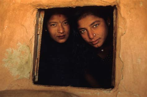 15歳と18歳が体を開くネパール「売春カースト」の10年後は…｜集中連載「私が訪ねた世界の娼婦」最終回 クーリエ・ジャポン
