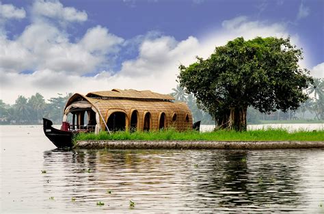 kerala backwaters  top  backwaters alleppey houseboat club