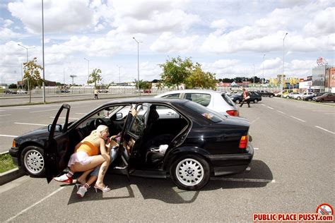 sex with a busty blonde at a crowded parking lot pichunter