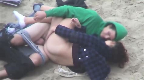 teen couple at beach have sex fun caught hidden camera