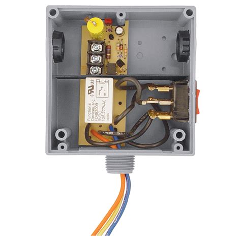 functional devices rib ribthsc enclosed relay hilow sep amp spdt override  vacdc