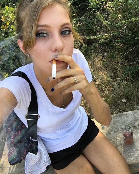 sexy girls smoking cigarettes hot porn images free sex