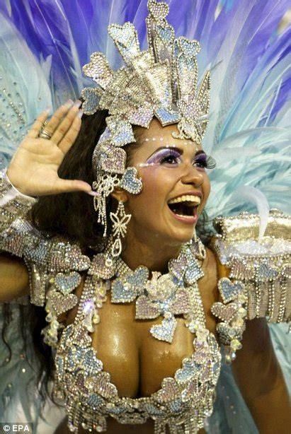 pictures rio carnival 2011 ends metro uk