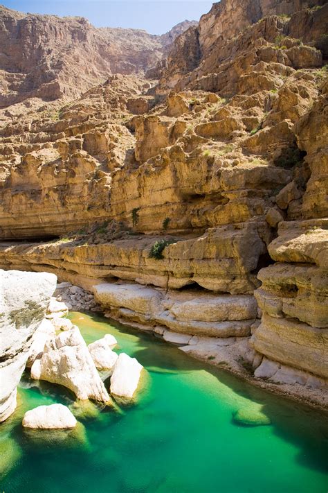 wadi shab oman amazing places