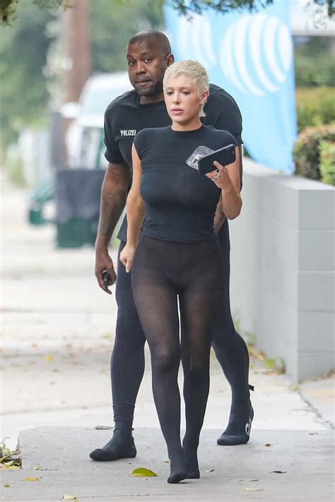 Kanye West’s ‘wife’ Bianca Censori Steps Out Shoeless For Kfc Lunch