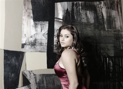 namitha photo shoot hq wallpapers namitha latest hot hd wallpapers new movie posters