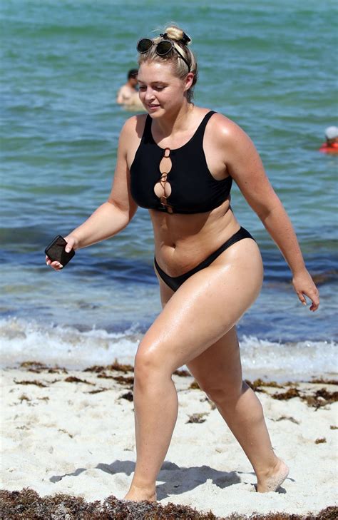 Iskra Lawrence In A Black Bikini On The Beach In Miami 07