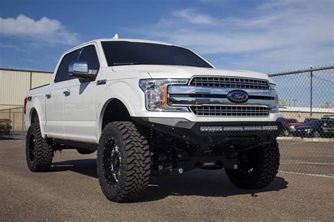 ultimate  roader detected white lifted ford   fitted  fabtech parts caridcom gallery