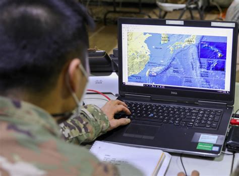 portable servers enhance army geospatial intelligence training article  united states army