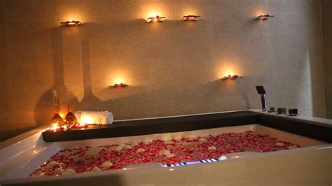 evolution spa salon fitness couple body massage bath tub spa