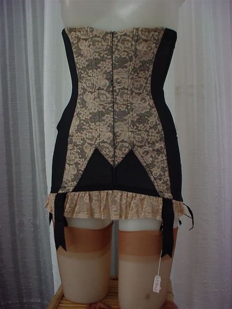 best 25 vintage girdle ideas on pinterest girdles vintage corset and vintage underwear