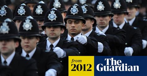 police forces set to cut 5 800 frontline officers by 2015 police
