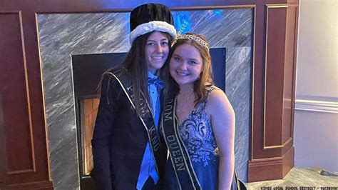 lesbian couple voted prom king and queen at ohio high school