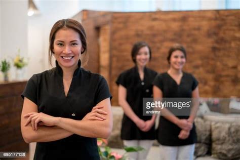 spa worker   premium high res pictures getty images