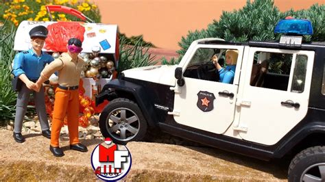 mobil polisi mainan polisi kecil kartun sirine mobil polisi kartun mobil polisi anak youtube