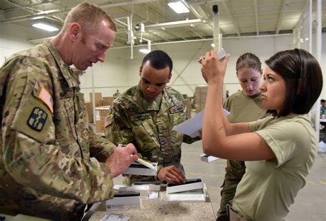 army combat support hospitals converting   modular field hospitals