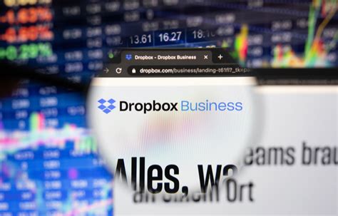 dropbox stock forecast learn  investment