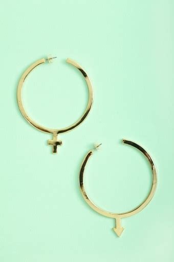 sex symbol hoop earrings fashion pinterest Örhängen