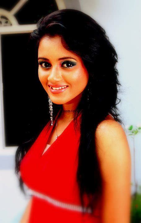 sl hot actress pics dazzling dinakshi priyasad hot photos