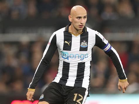 jonjo shelvey facing five game ban for abusing opponent s