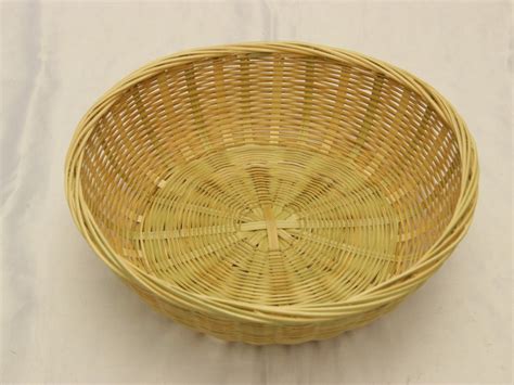 basket willow tree info   grow basket willows  basket weaving