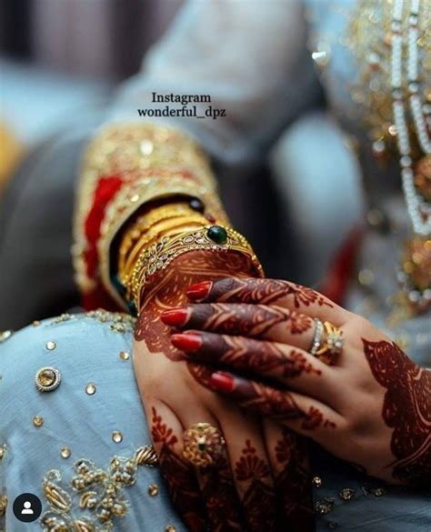 Pin By Sara Ansari 👑 On Beautiful Hands With Mehndi And Bangles