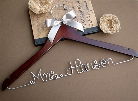 personalized wedding gifts thoughtful custom wedding gifts
