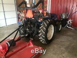 newholland boomer  tractor  loader ready  hours