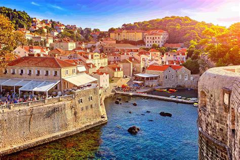 tourism arrivals continue upswing  croatia